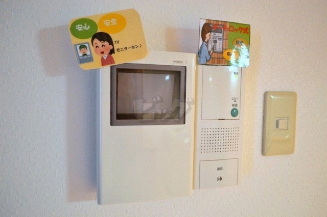 インターホン