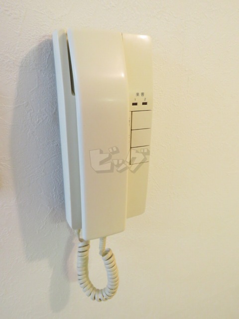 インターホン