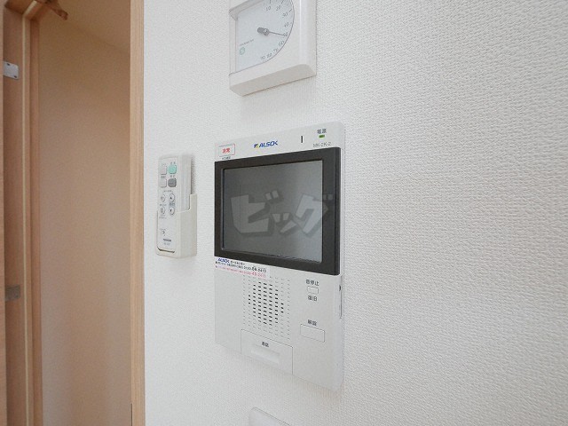 インターホン