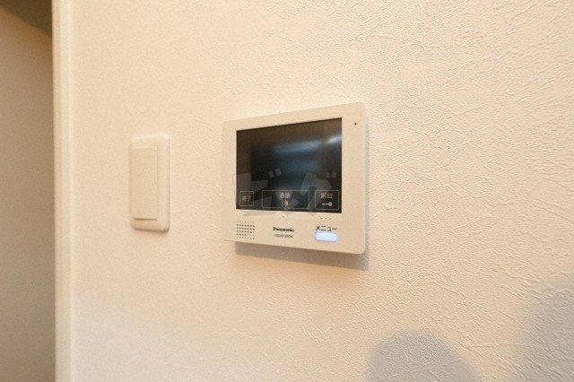 インターホン