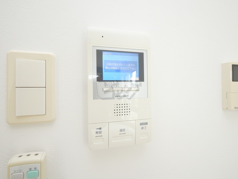 インターホン