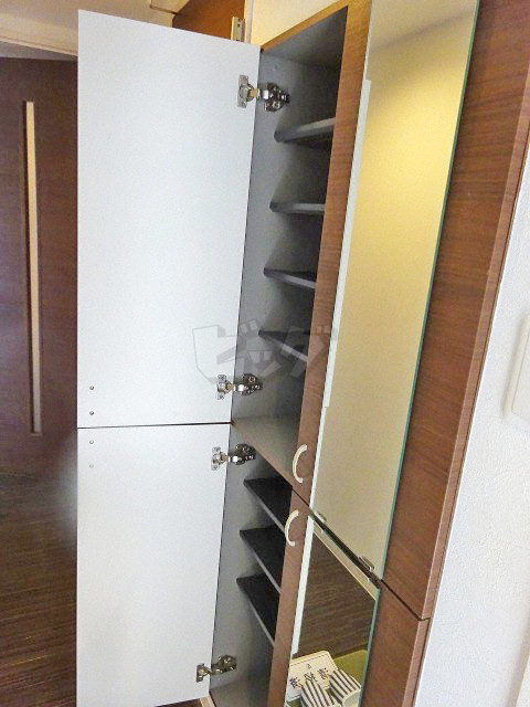 玄関収納
