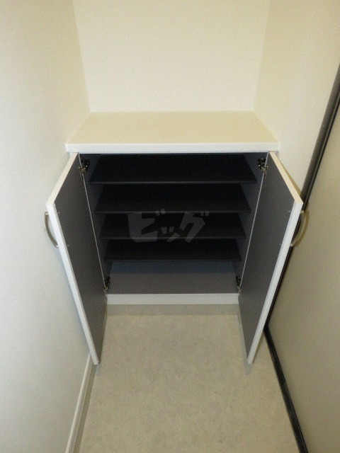 玄関収納