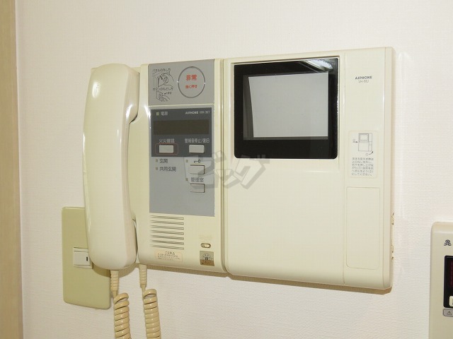 インターホン