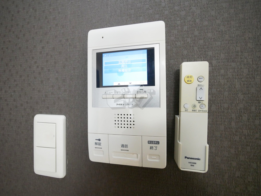 インターホン