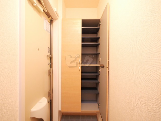玄関収納