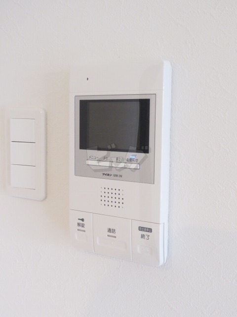 インターホン