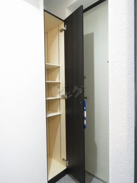 玄関収納