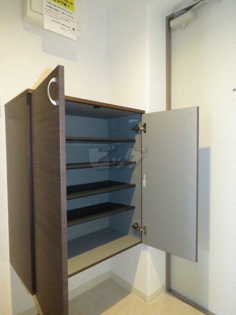 玄関収納