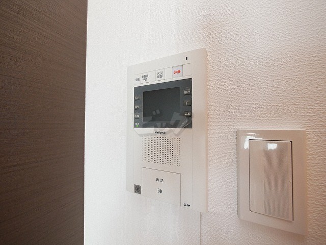 インターホン
