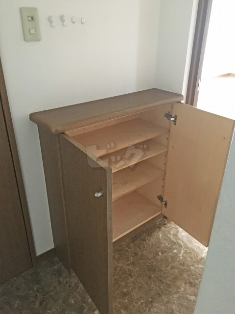 玄関収納
