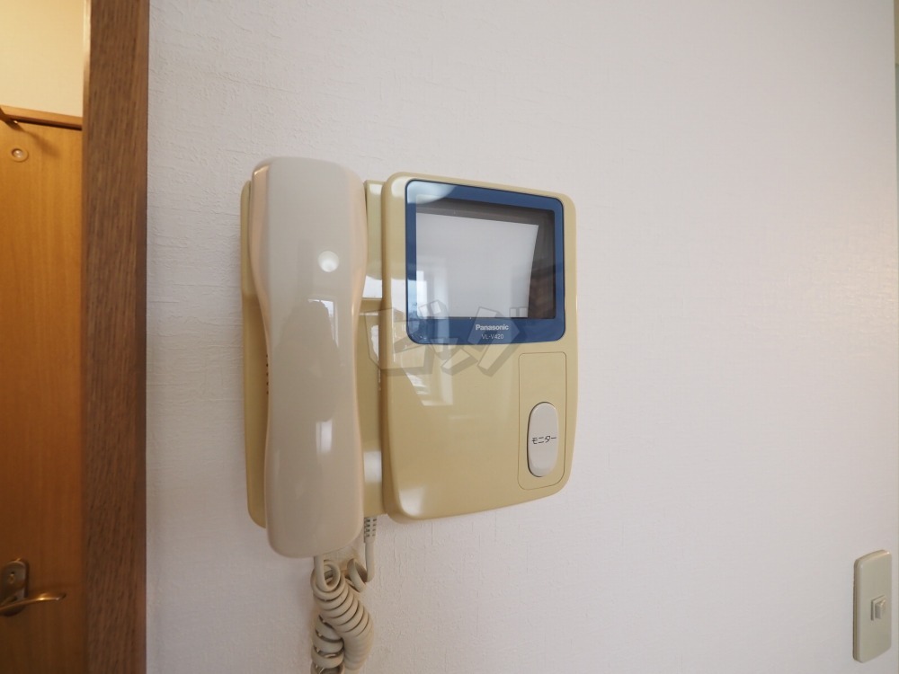 インターホン