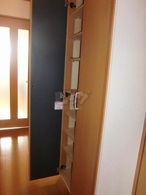 玄関収納