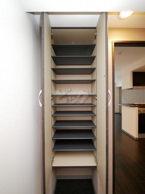 玄関収納