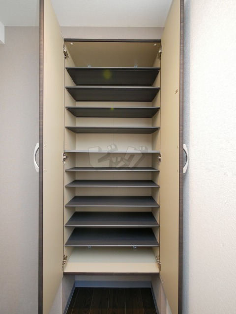 玄関収納