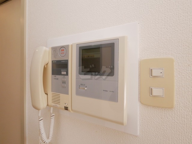 インターホン