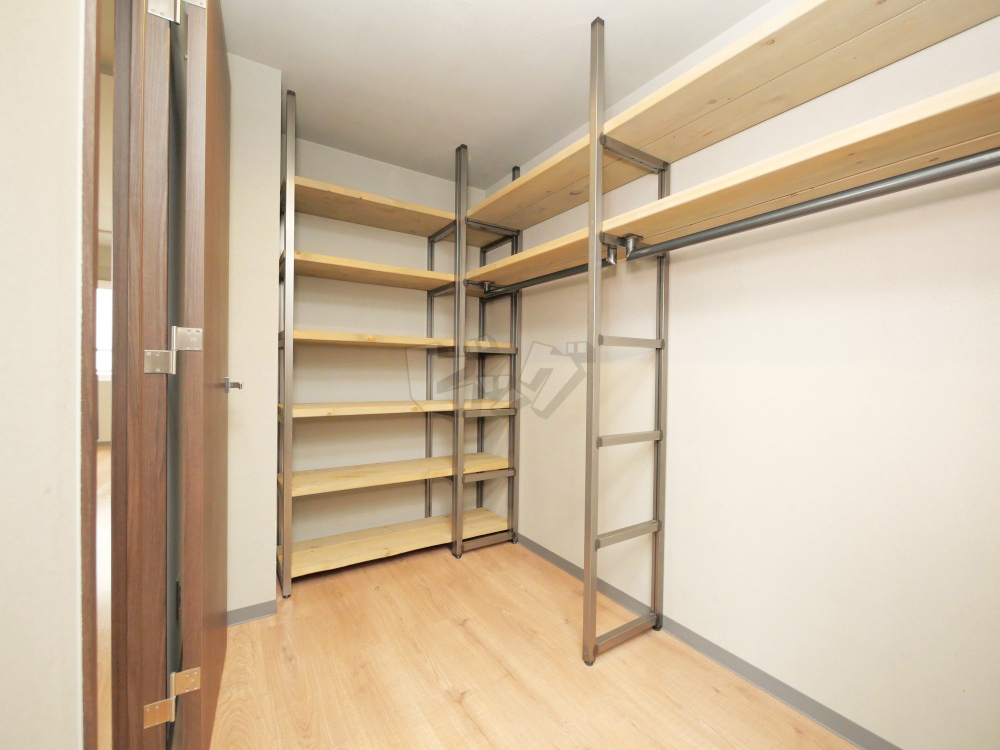 ウォークインクローゼット