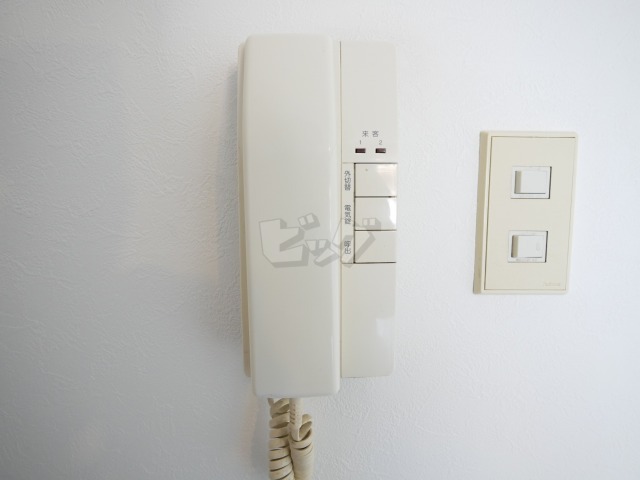 インターホン