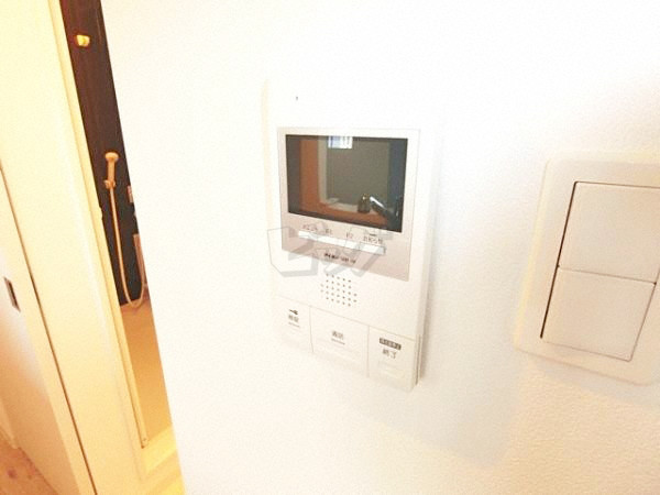 インターホン