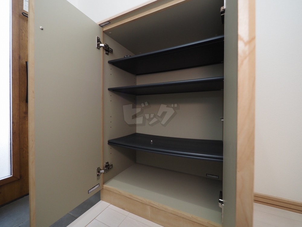 玄関収納