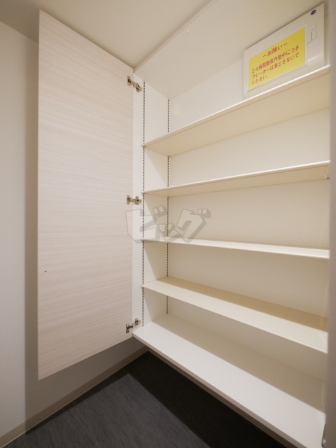 玄関収納