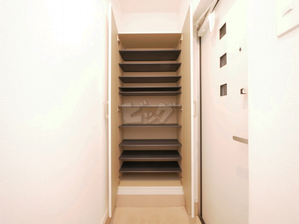 玄関収納