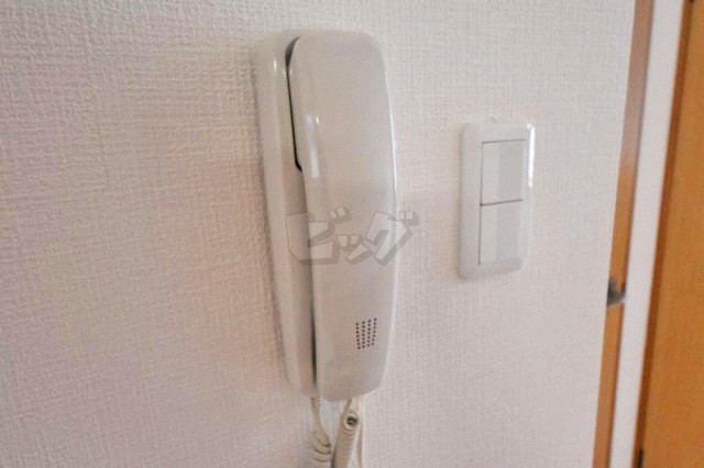 インターホン