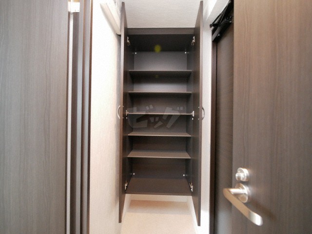玄関収納