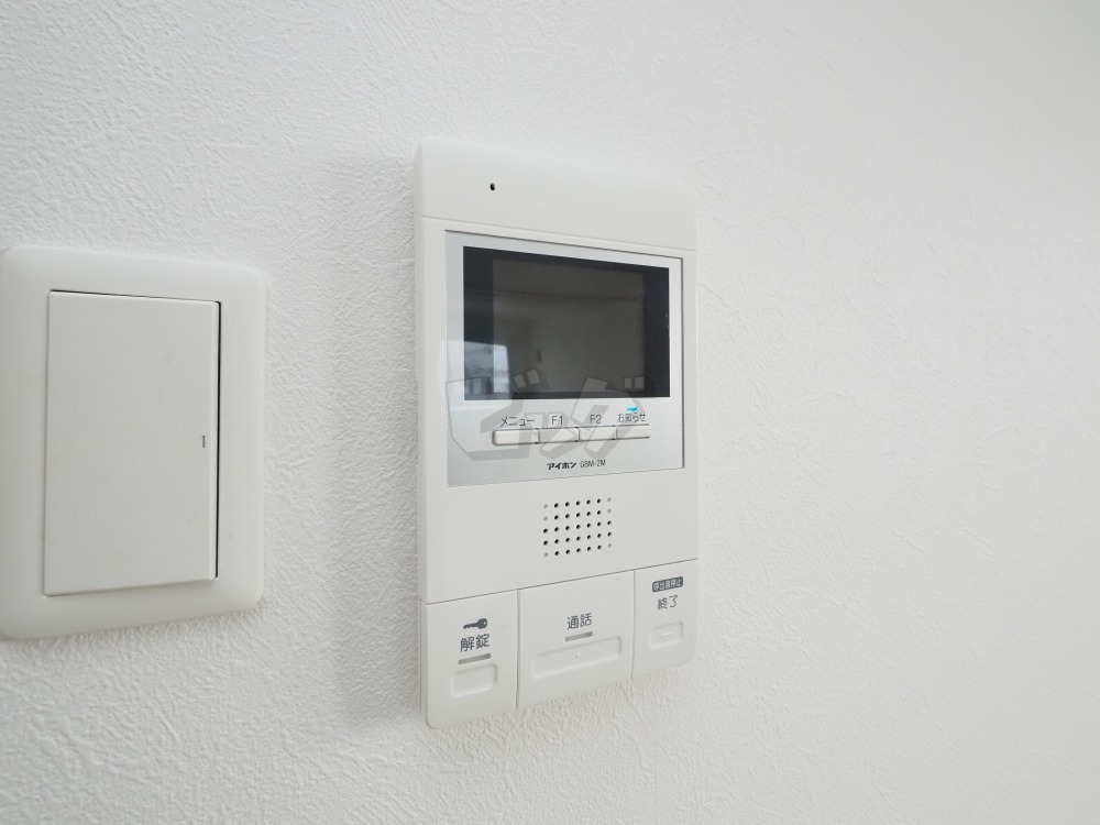 インターホン