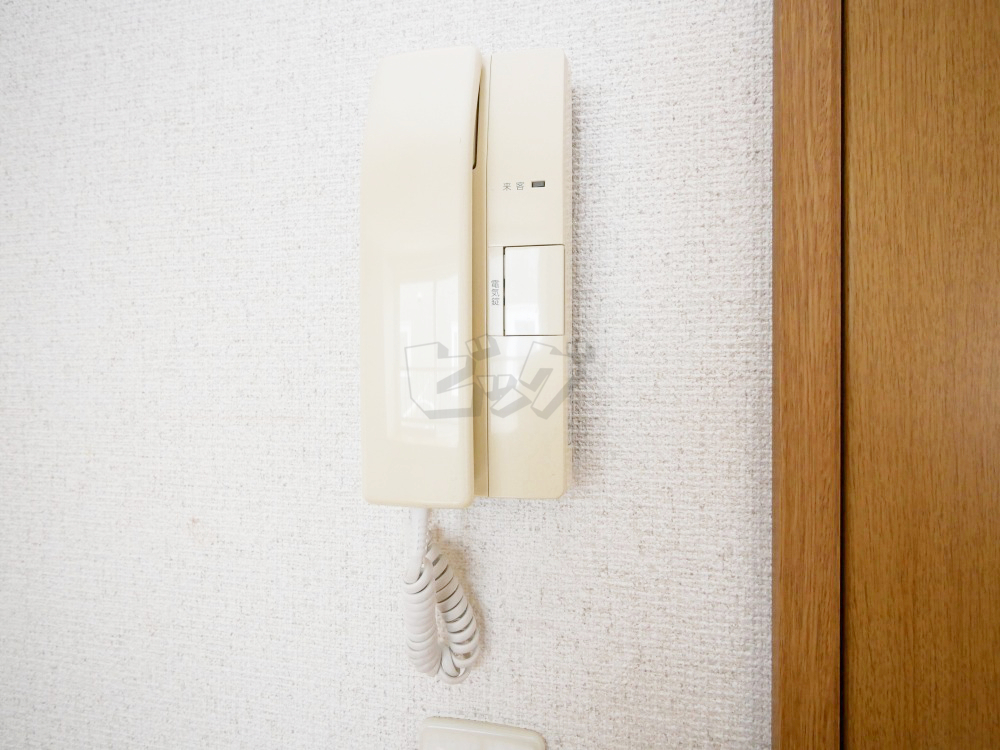 インターホン