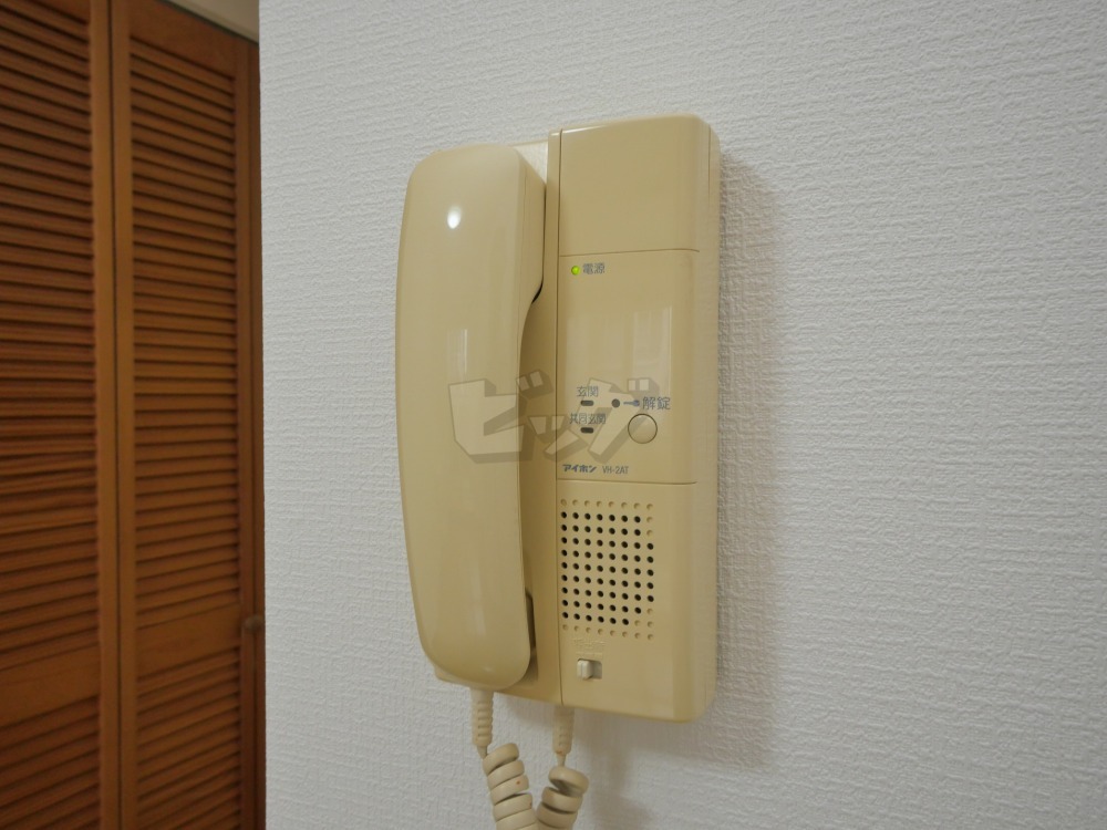 インターホン