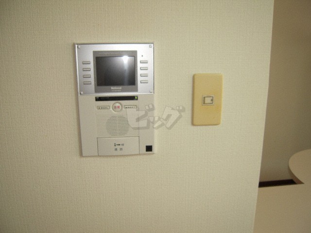 インターホン