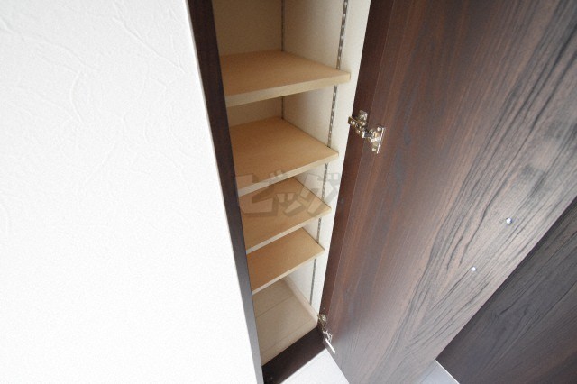 玄関収納