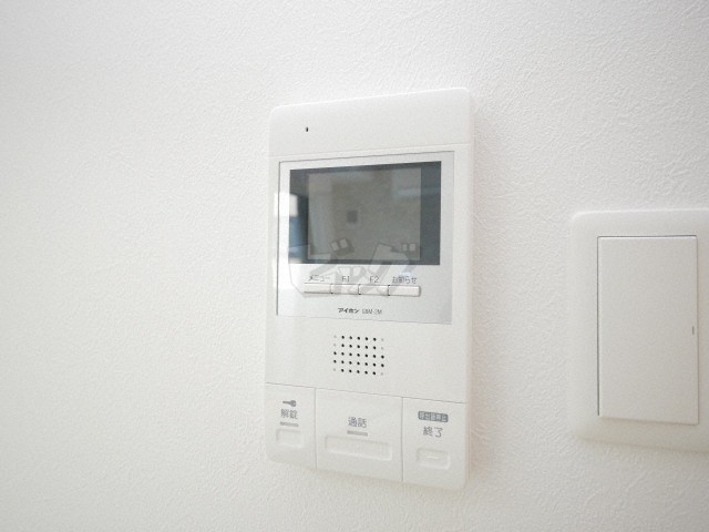 インターホン