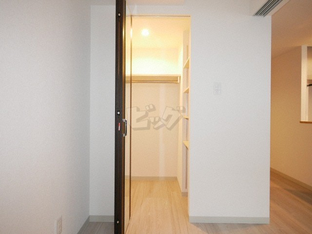 ウォークインクローゼット