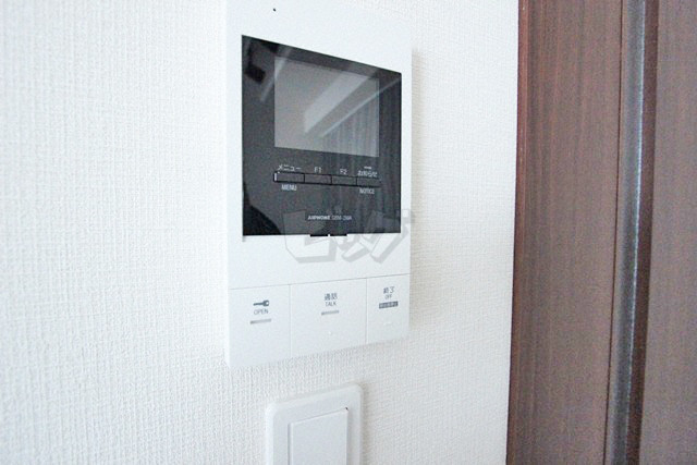 インターホン