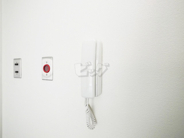 インターホン