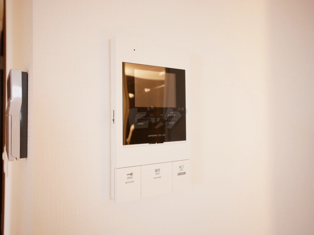 インターホン