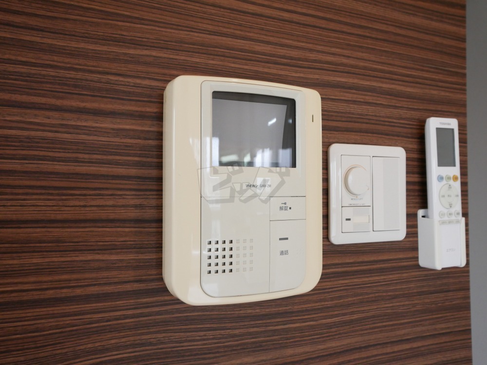 インターホン