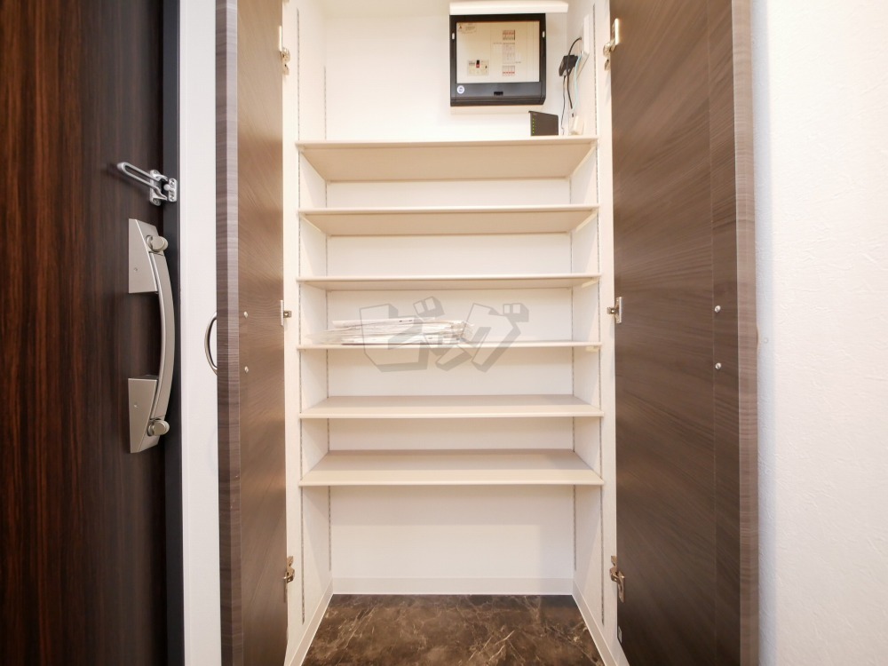 玄関収納