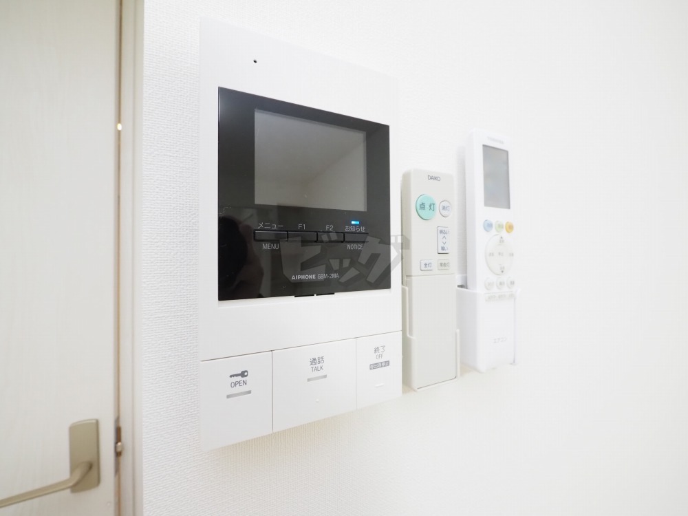 インターホン