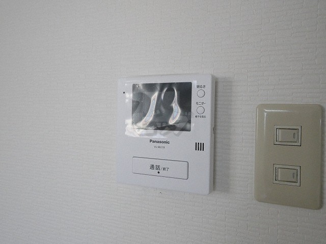 インターホン