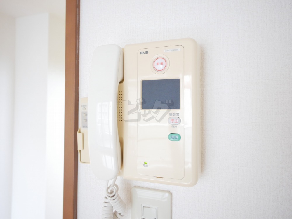 インターホン