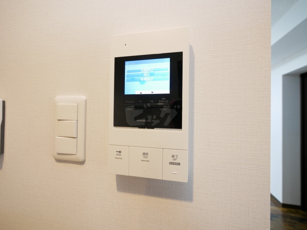 インターホン