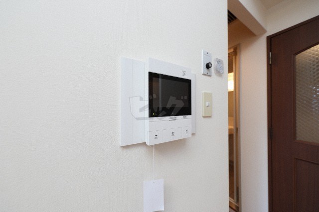 インターホン