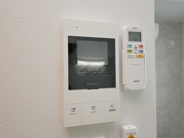 インターホン