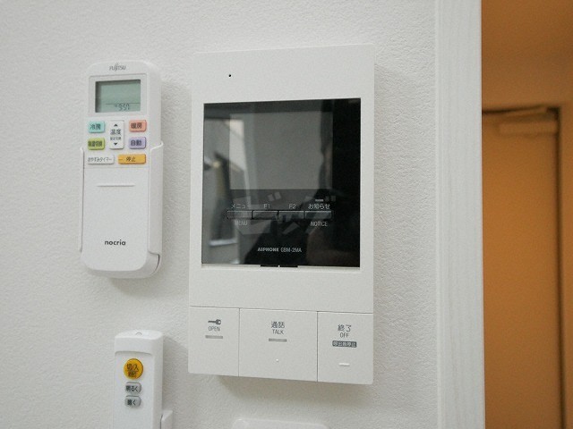 インターホン