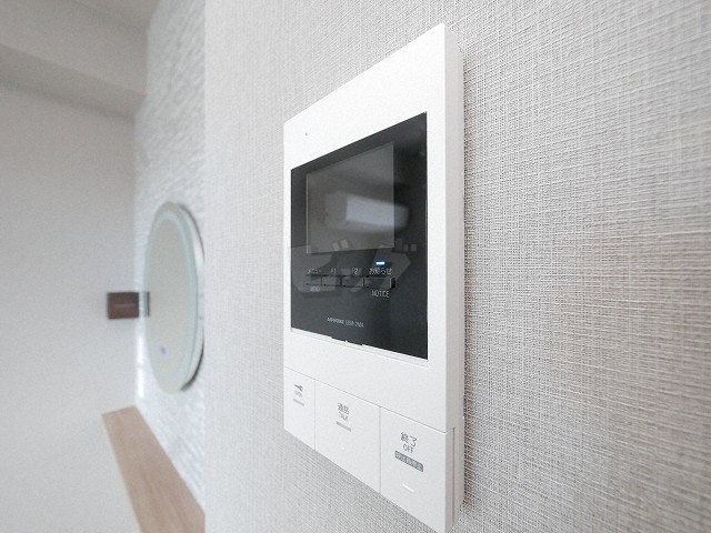 インターホン