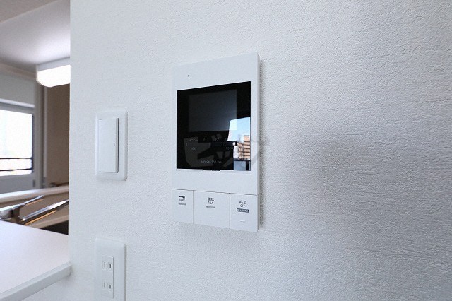 インターホン