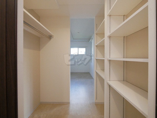 ウォークインクローゼット